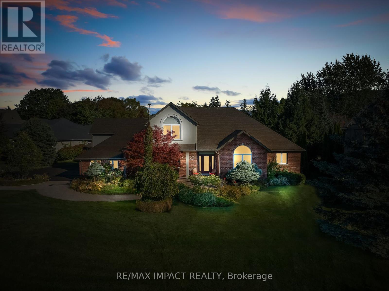 22 Daniels Dr, Brighton, ON K0K 1H0