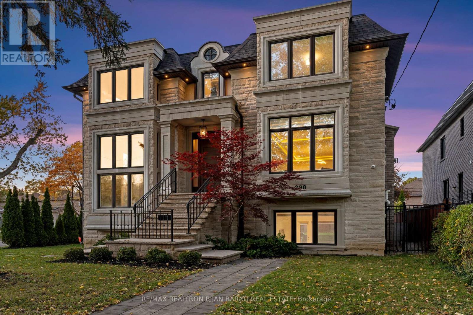 298 Hollywood Ave, Toronto Willowdale East, ON M2N 3L2