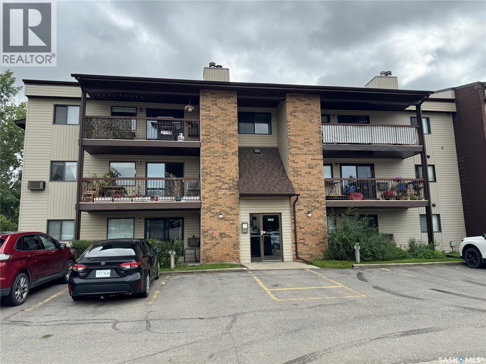 365 Kingsmere Boulevard Unit 204, Saskatoon, SK S7J 3V1