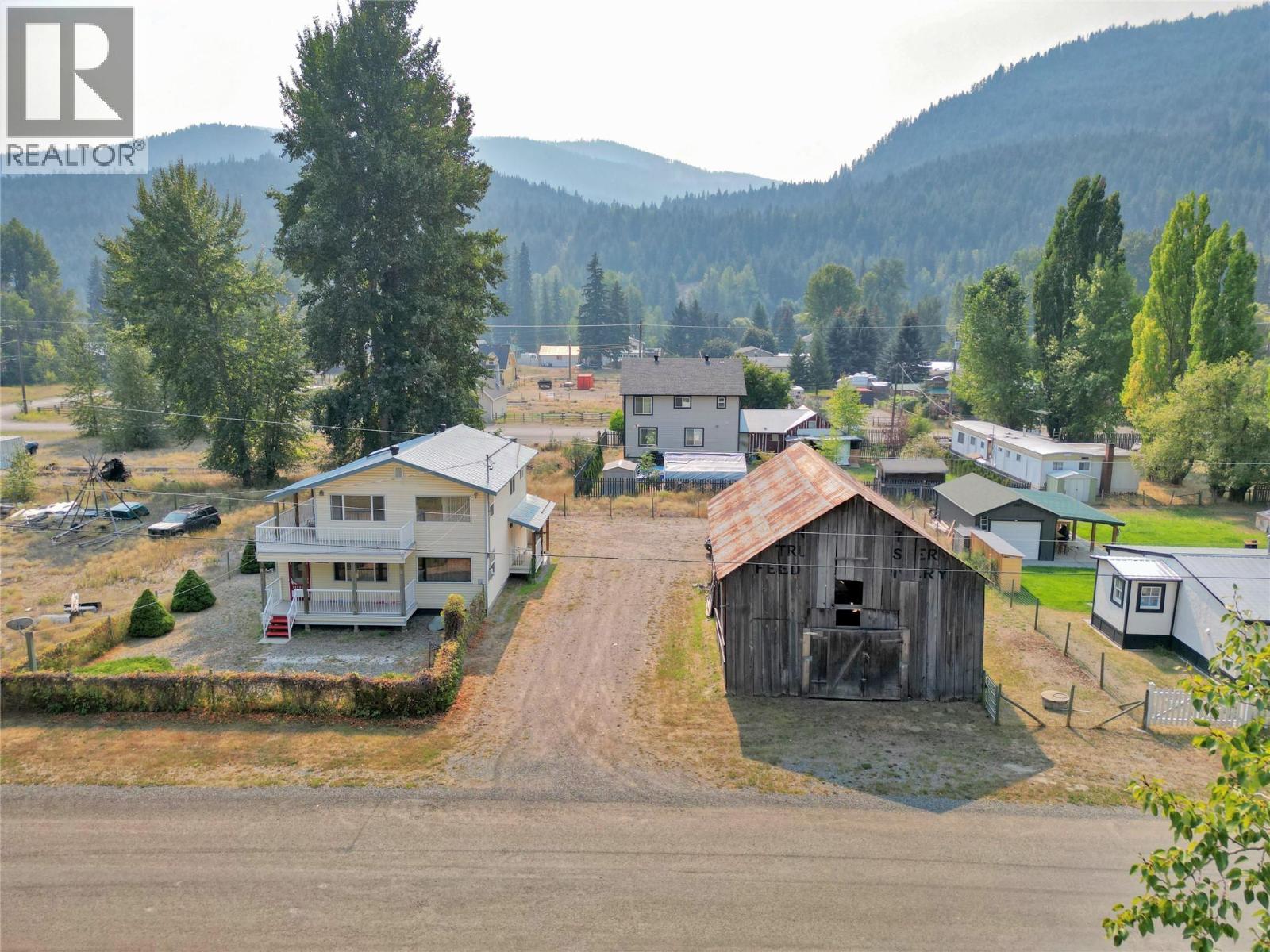 1827 Front St, Coalmont-tulameen, BC V0X 1W0
