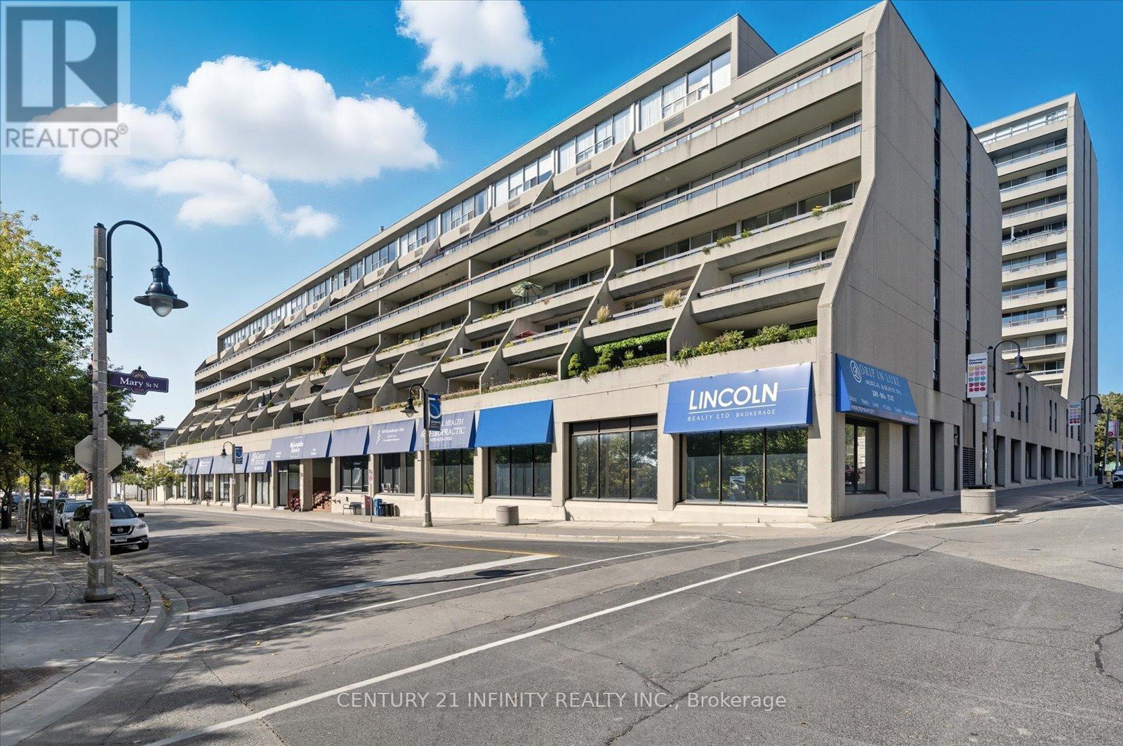 635 50 Richmond St E, Oshawa, ON L1G 7C7