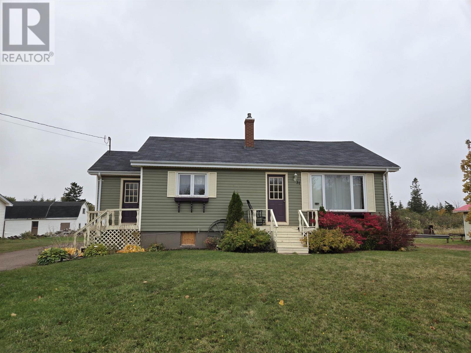 31 Harbour Rd, Miminegash, PE C0B 1S0