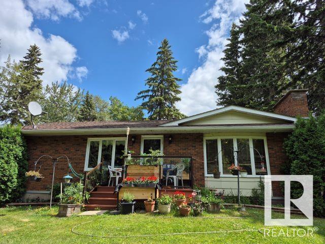 5315 51 St, Jarvie, AB T0G 1H0