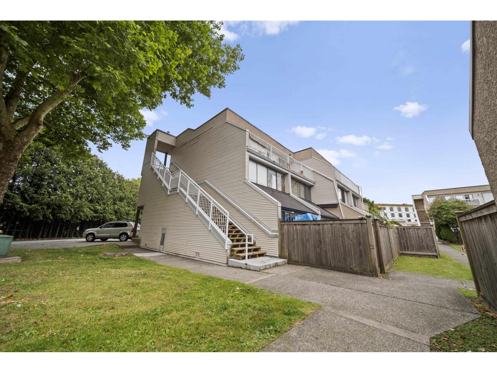 17708 60 Avenue Unit 55, Surrey, BC V3S 1V2