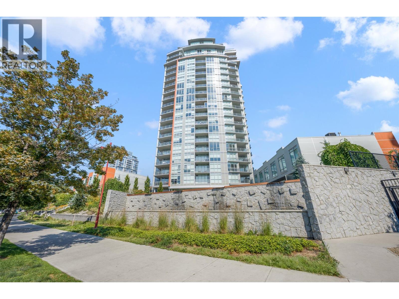 1151 Sunset Drive Unit 505, Kelowna, BC V1Y 0G2