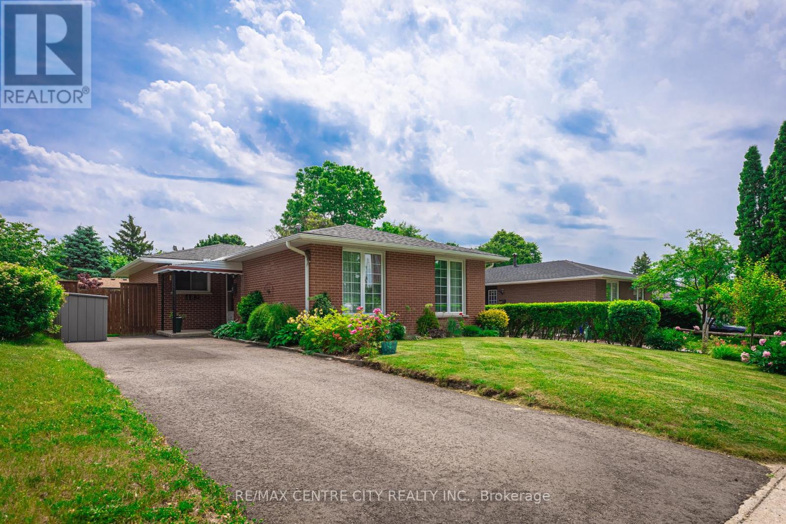 482 Castlegrove Blvd, London, ON N6G 1K8