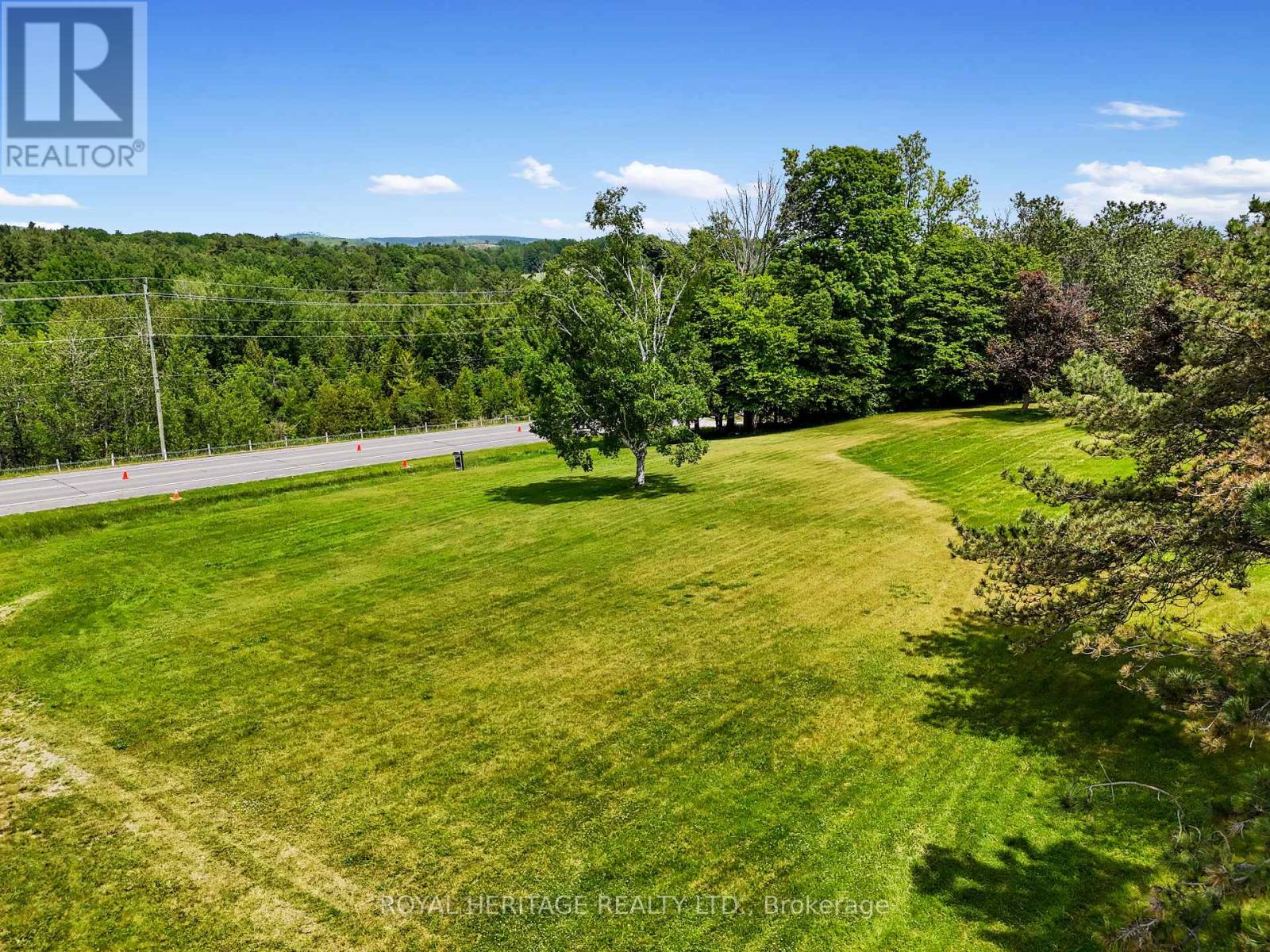 8803 Dale Rd, Hamilton, ON K9A 4J9