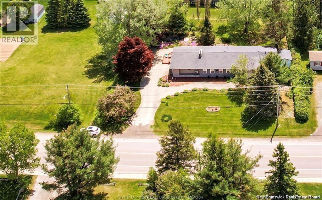 17 Centennial Ave W, Rexton, NB E4W 1X4