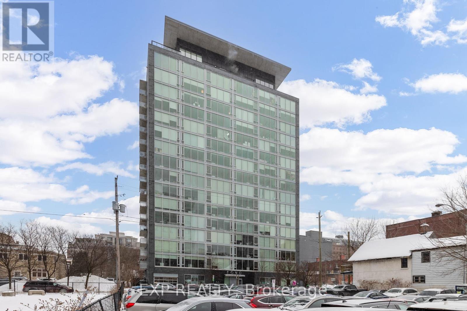 812 300 Lisgar St, Ottawa, ON K2P 0E2