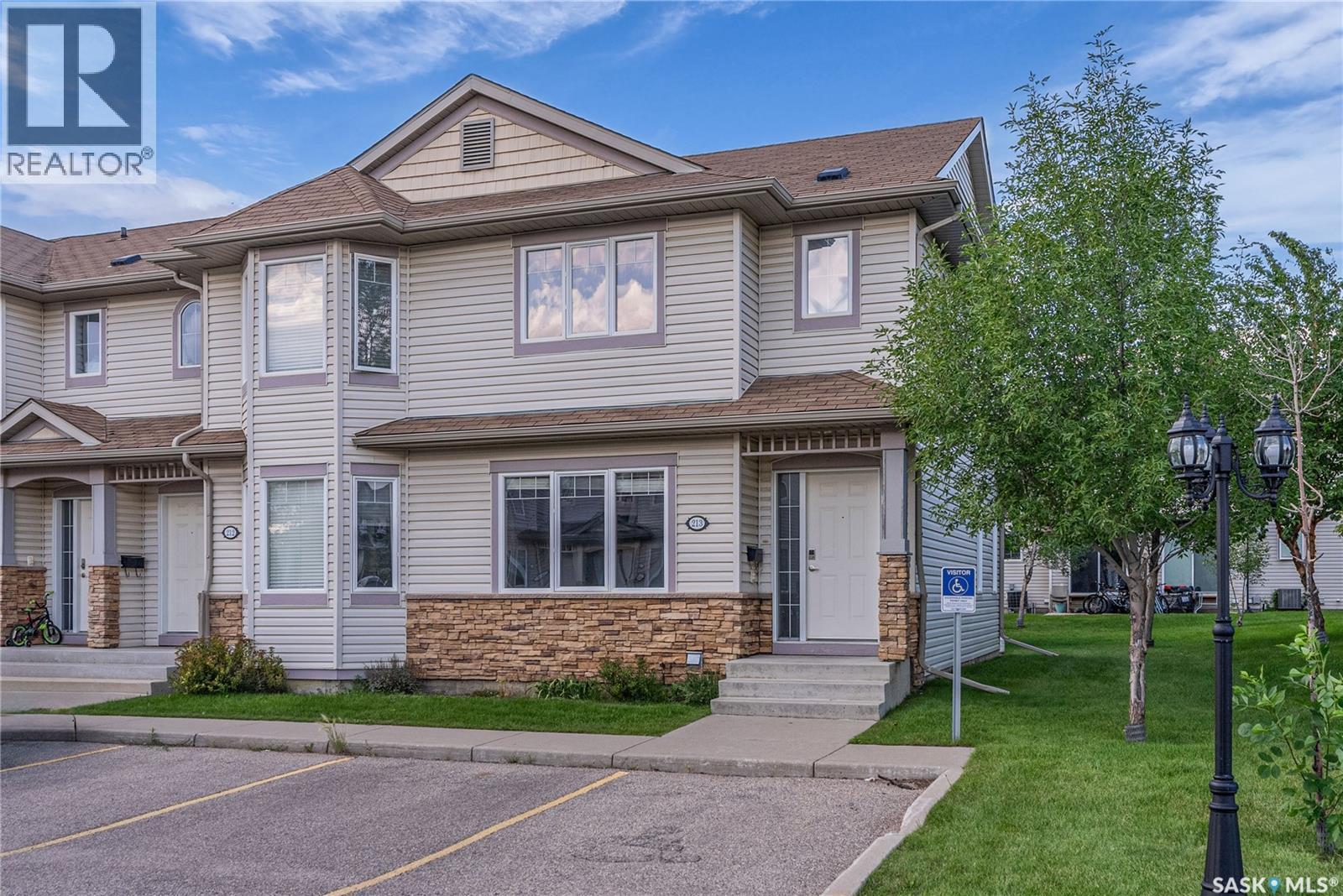 415 Lynd Crescent Unit 213, Saskatoon, SK S7T 0C2