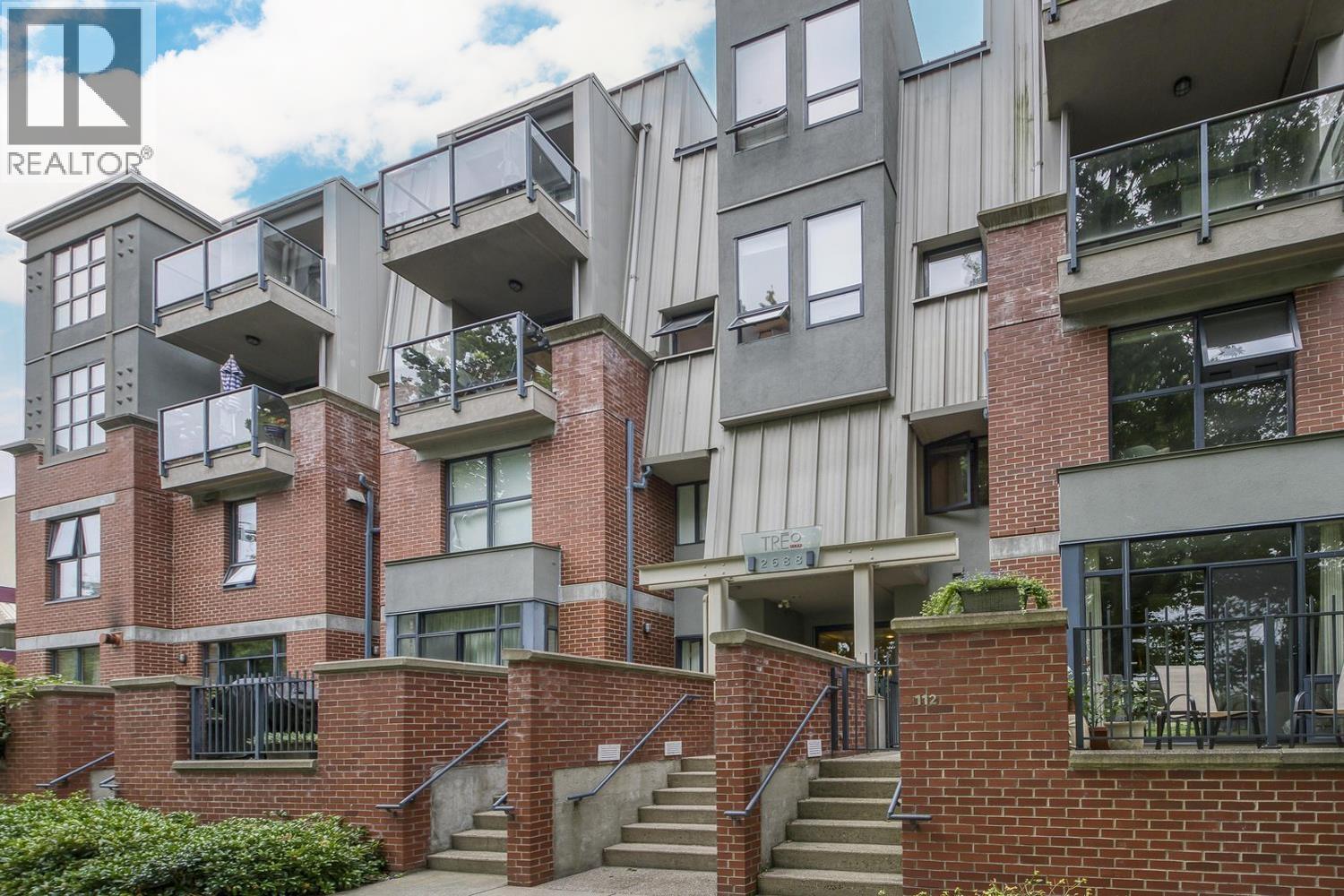 2688 Vine Street Unit 302, Vancouver, BC V6K 4T6