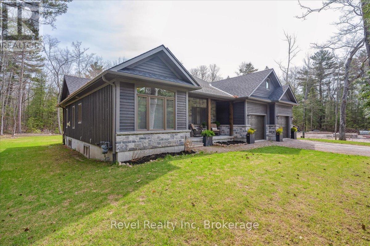 59 Trout Ln, Tiny, ON L9M 0J1