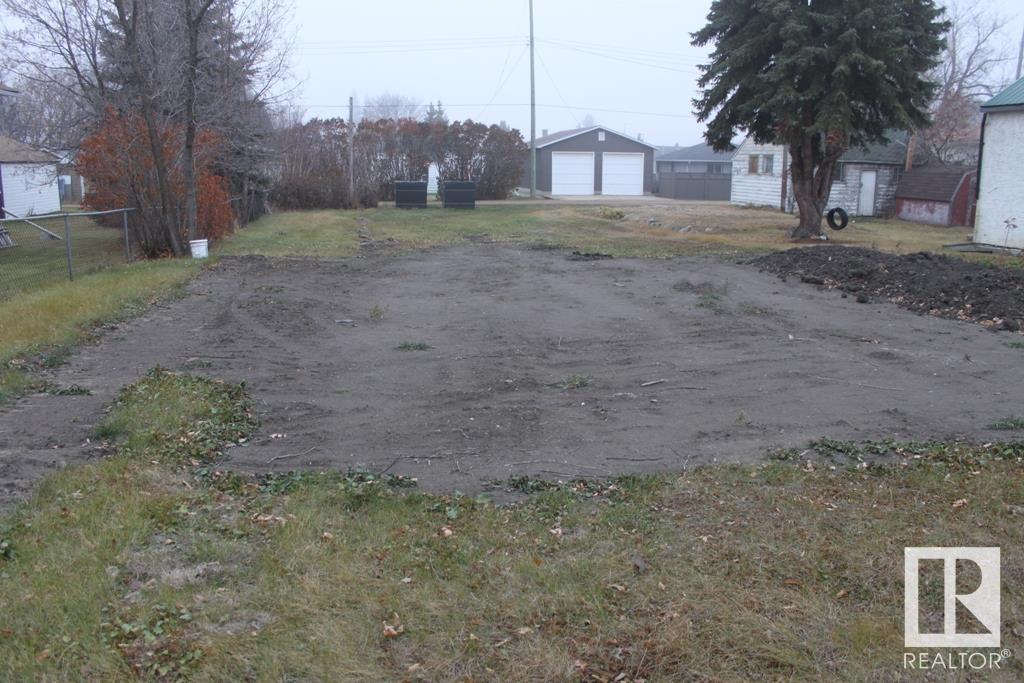 50 Av Unit 4811 #4811, Holden, AB T0B 2C0