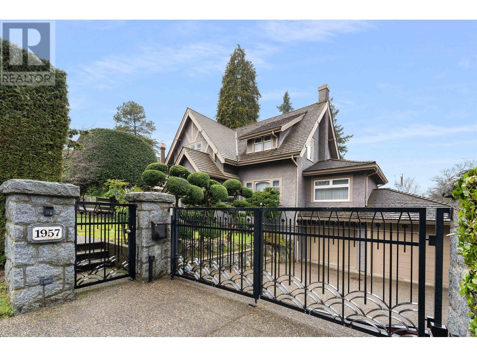 1957 Aspen Ave, Vancouver, BC V6M 1E5