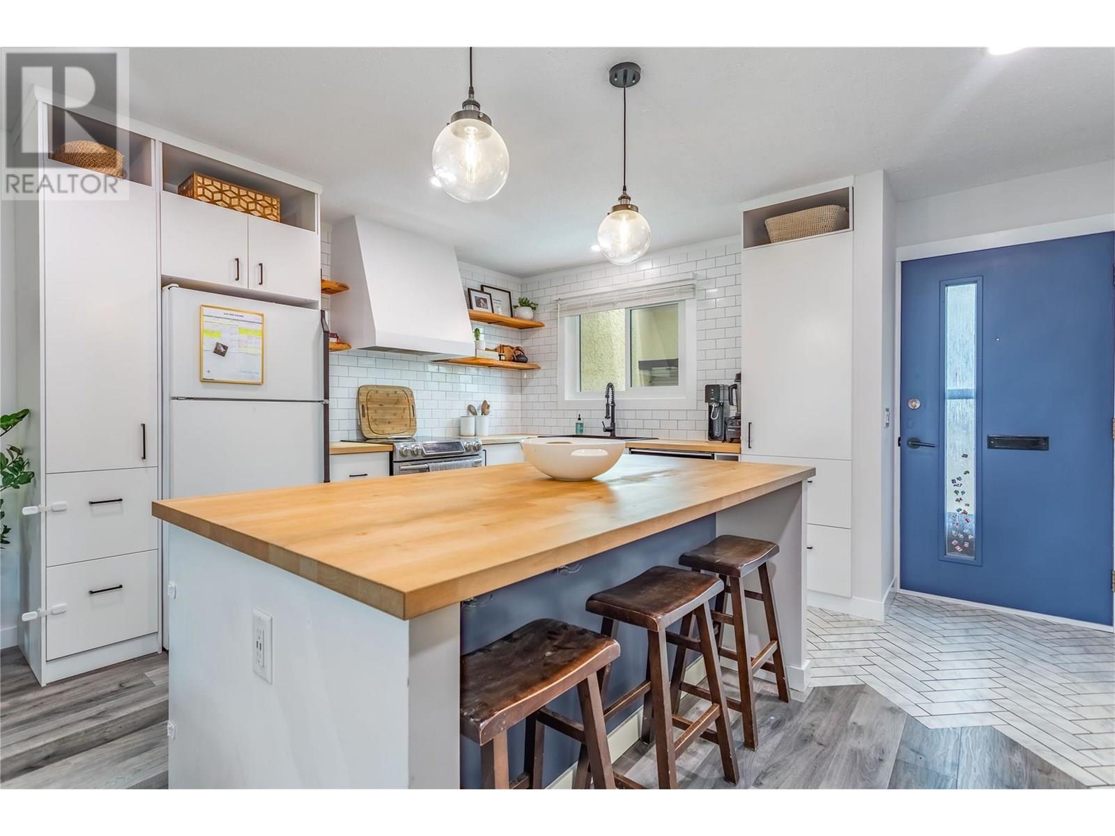 315 Primrose Road Unit 217, Kelowna, BC V1X 2G6