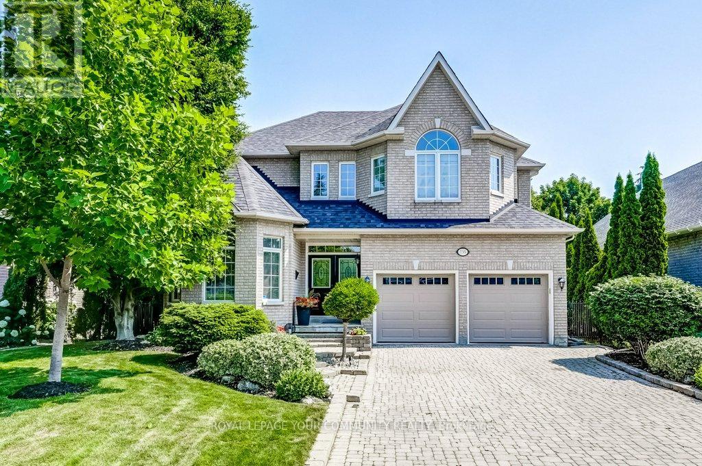 735 Madeline Hts, Newmarket, ON L3X 2J6
