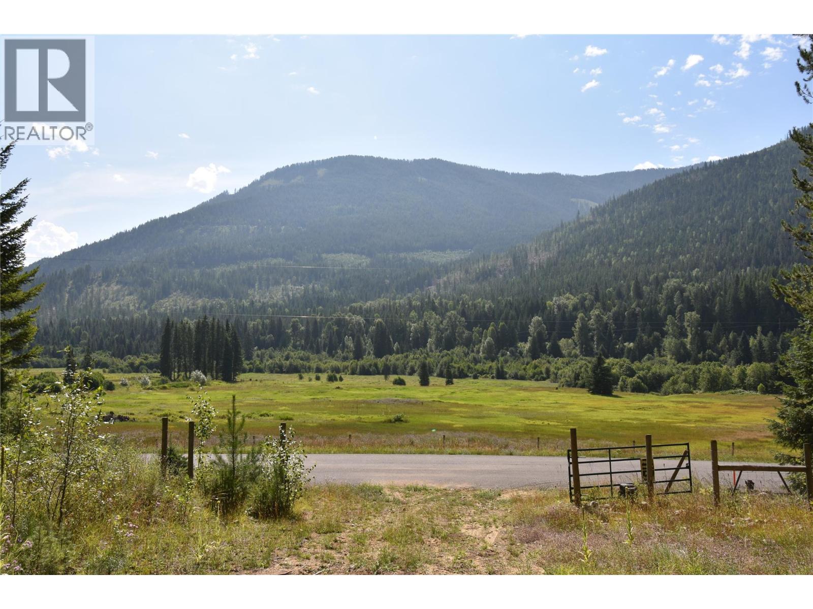 4145 Ross Spur Rd, Fruitvale, BC V0G 1L1