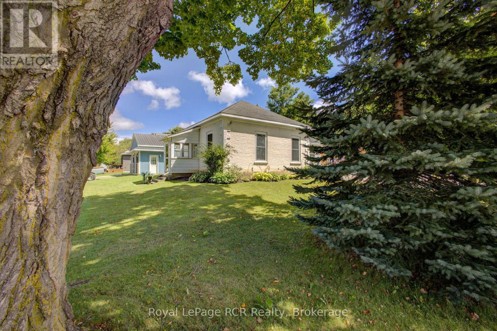 134 Frederick St E, Wellington North, ON N0G 1A0