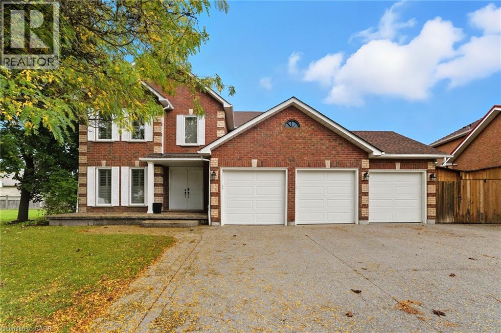 23 Beasley Cres, Cambridge, ON N1T 1J9