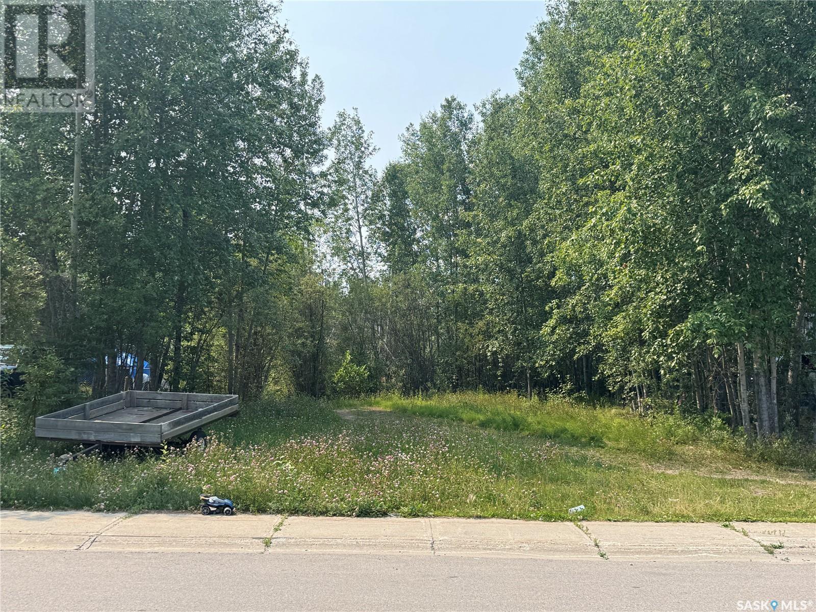 912 Quandt Cres, La Ronge, SK S0J 1L0