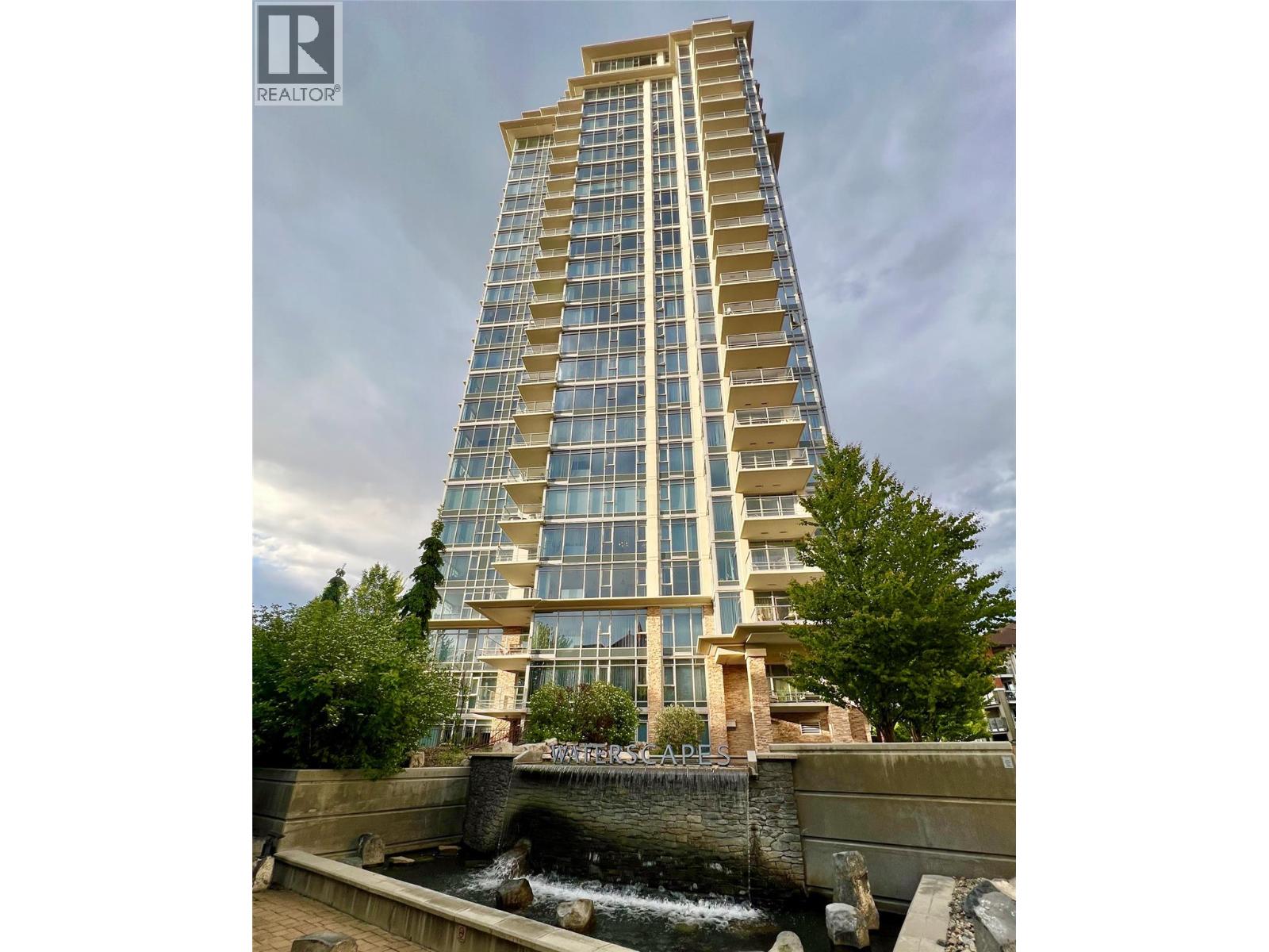 1075 Sunset Drive Unit 1803, Kelowna, BC V1Y 9Y9