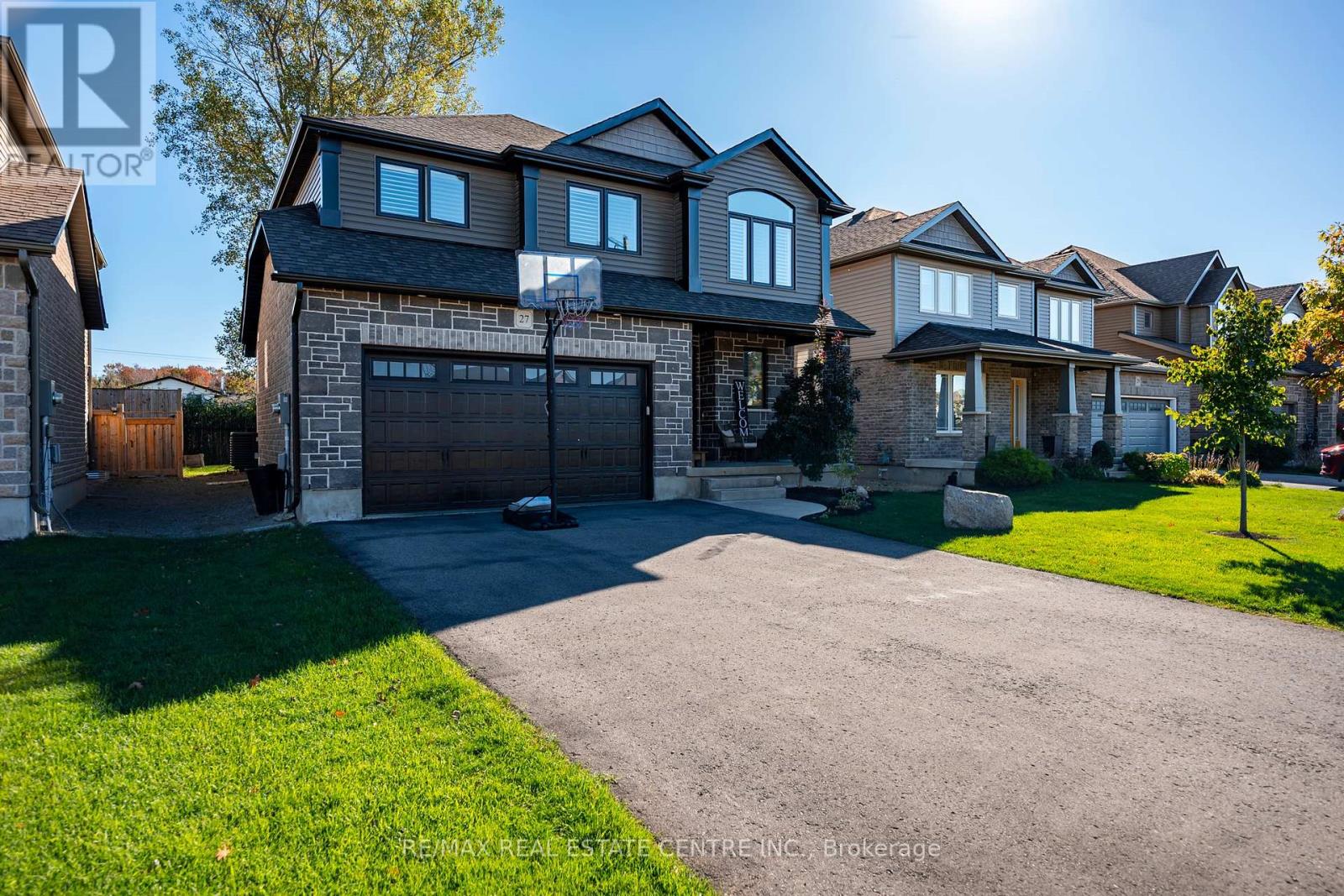 27 Hilborn St, East Luther Grand Valley, ON L9W 6V1