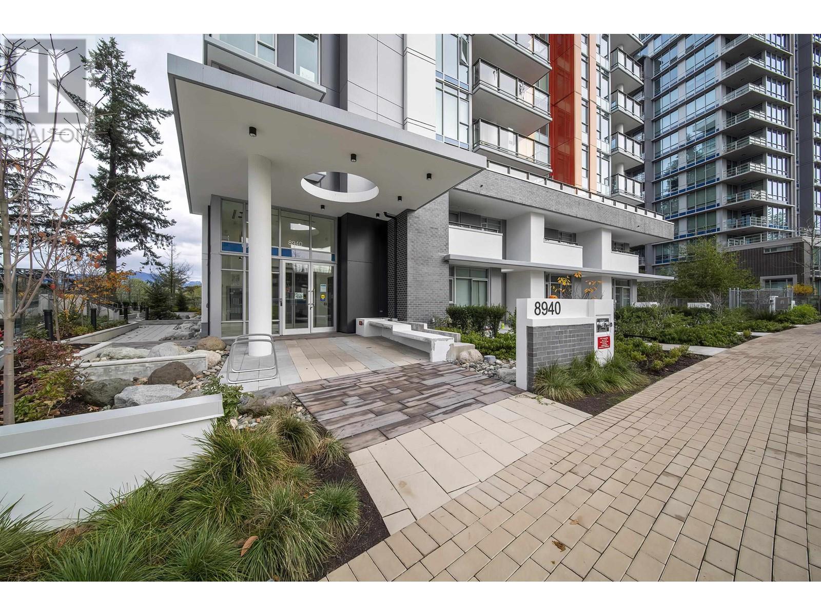 8940 University Crescent Unit 207, Burnaby, BC V5A 4Y8