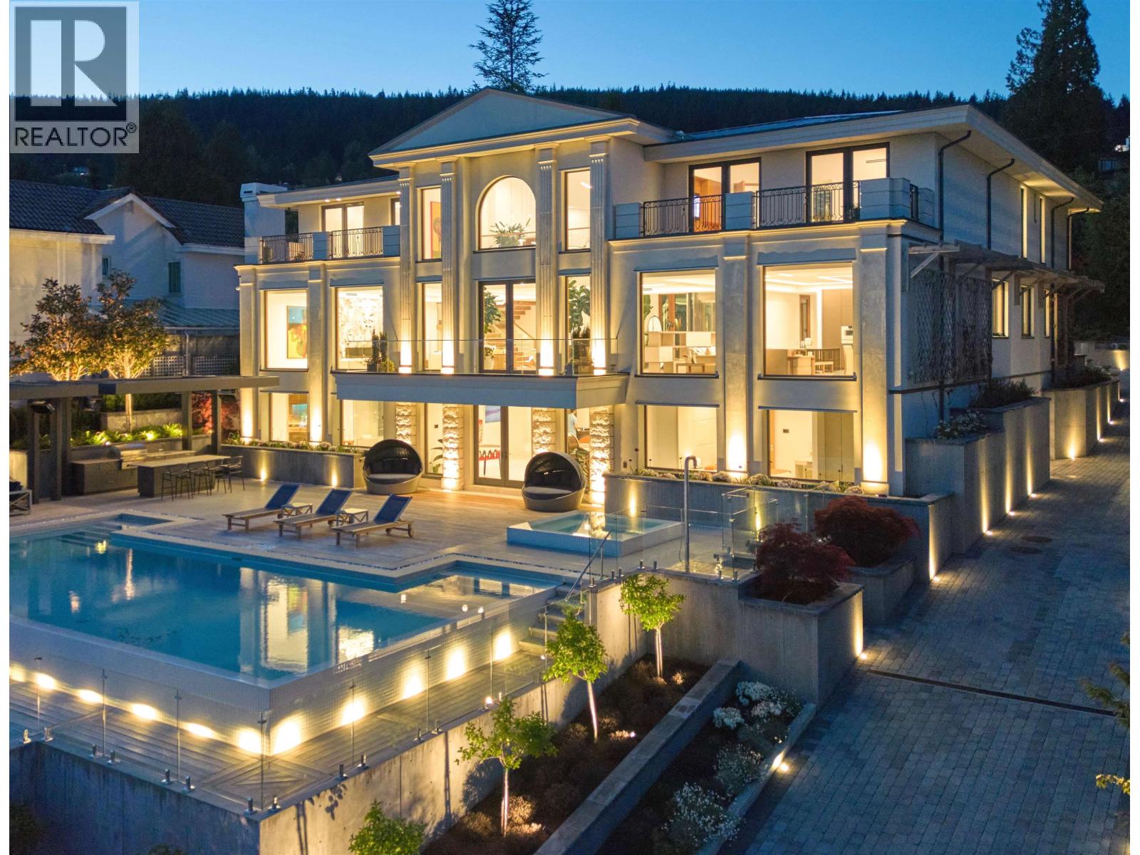 961 King Georges Way, West Vancouver, BC V7S 1S6
