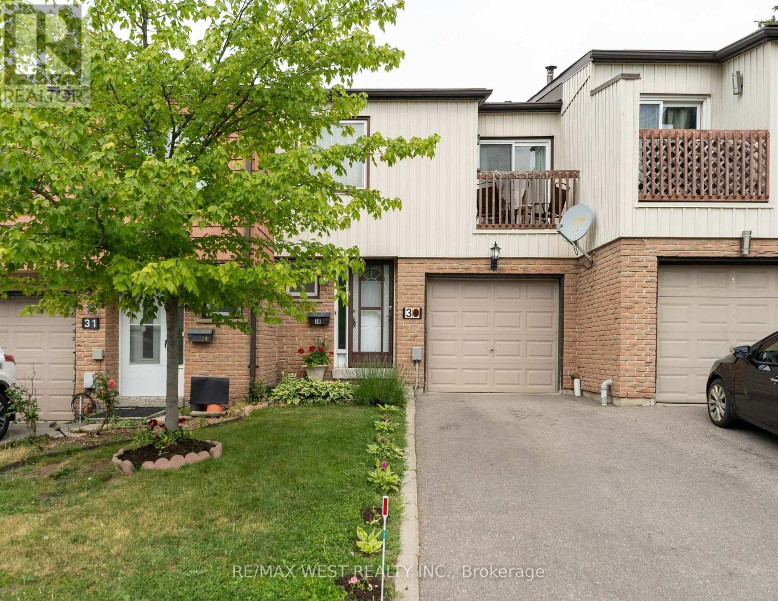 30 15 Guildwood Pkwy, Toronto, ON M1E 4Y8