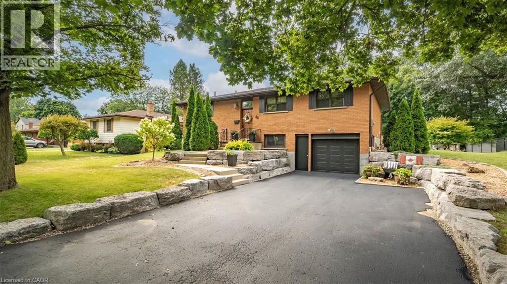 46 Berkley Cres, Simcoe, ON N3Y 2K5