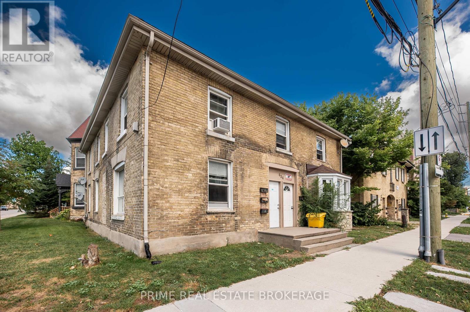 376 Burwell St, London, ON N6B 2W2