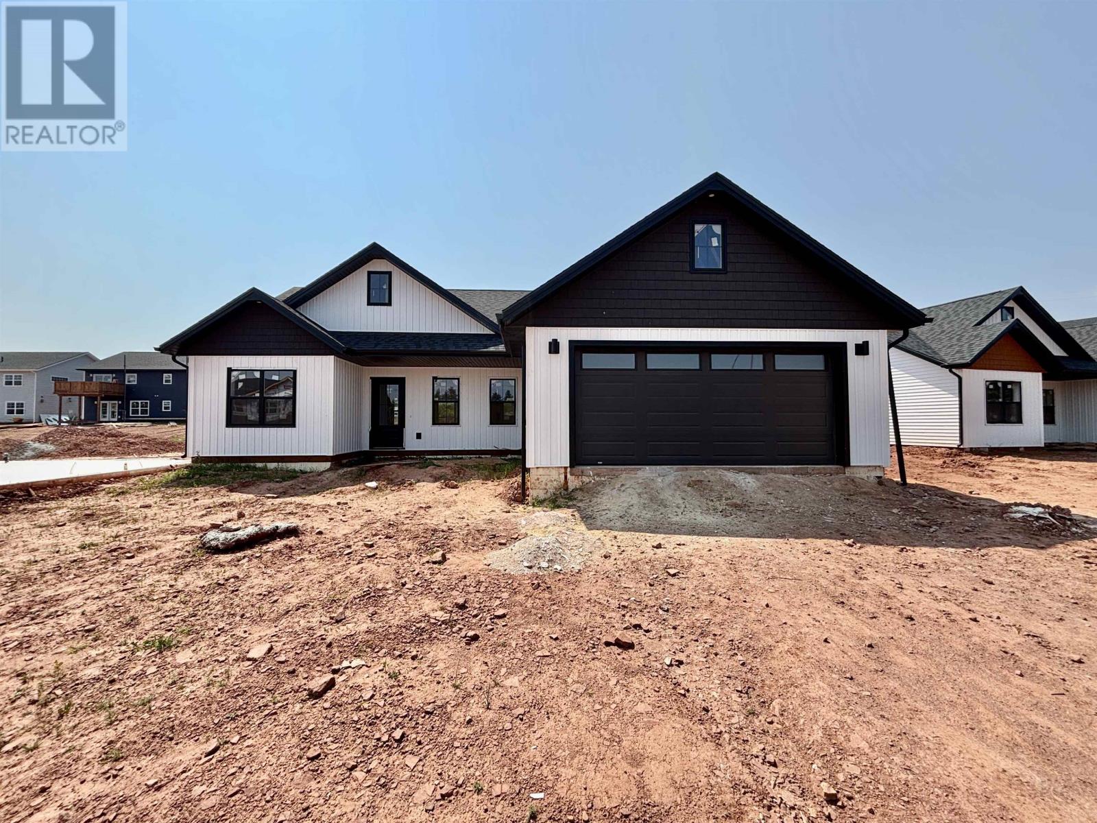 92 Stanmol Dr, Charlottetown, PE C1A 1V5