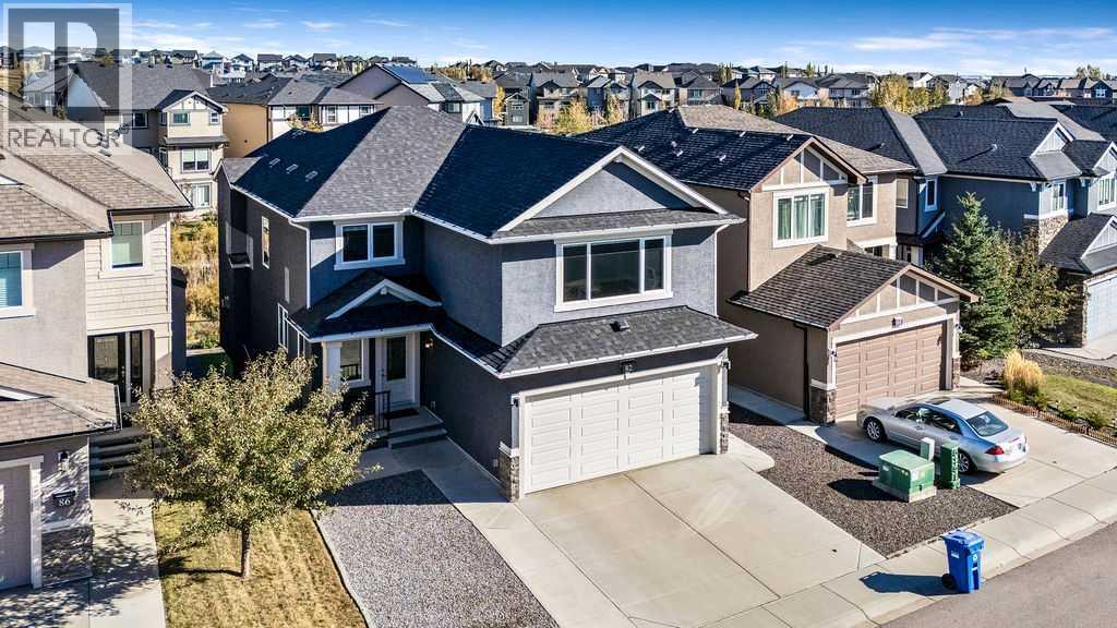 82 Panton Vw NW, Calgary, AB T3K 0X8