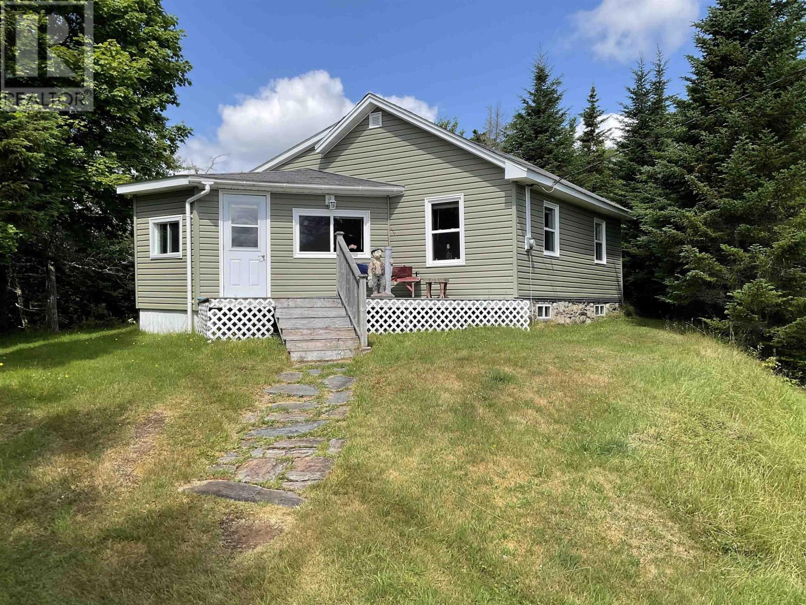 70 Gerrior Rd, Larrys River, NS B0H 1T0