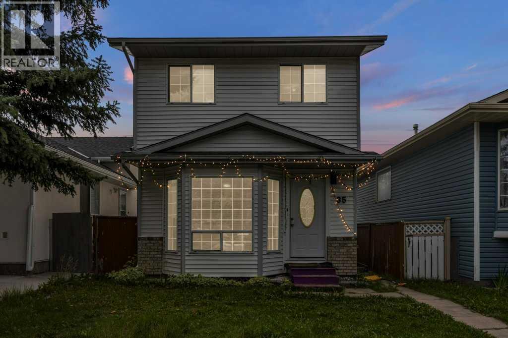 35 Martinwood Way NE, Calgary, AB T3J 3G9