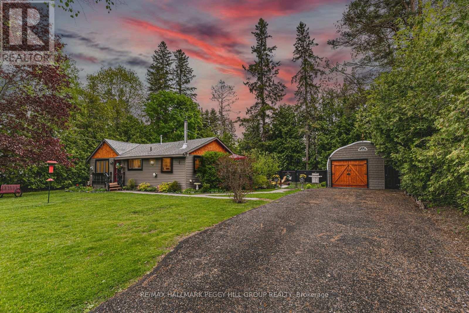 759 Florence Rd, Innisfil, ON L9S 2E2