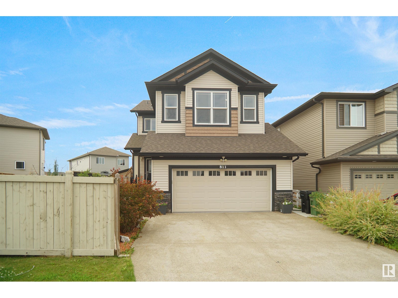 35 Av Nw Unit 811, Edmonton, AB T6T 1A3
