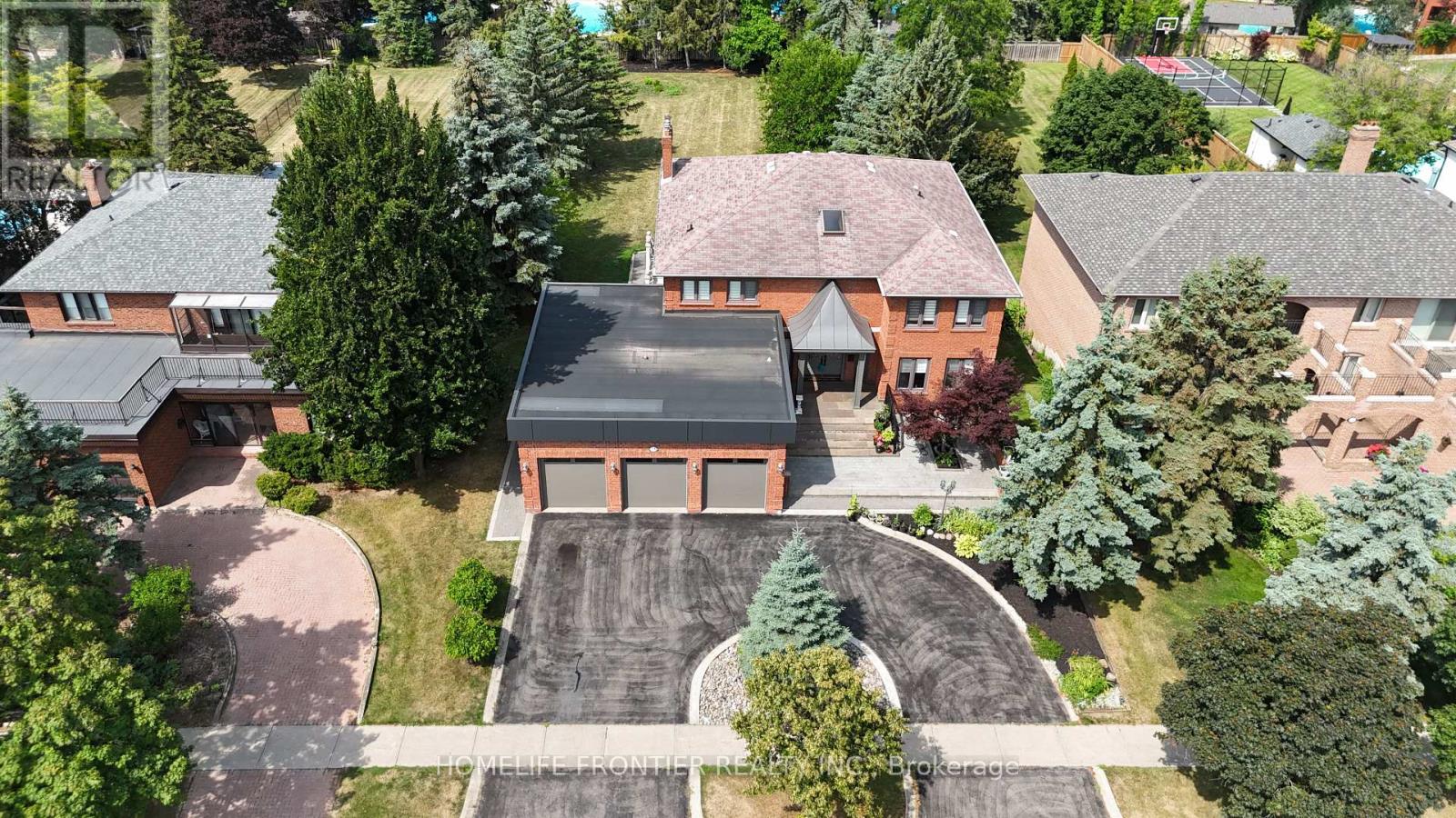 118 Torran Rd, Vaughan Islington Woods, ON L4L 2Y7