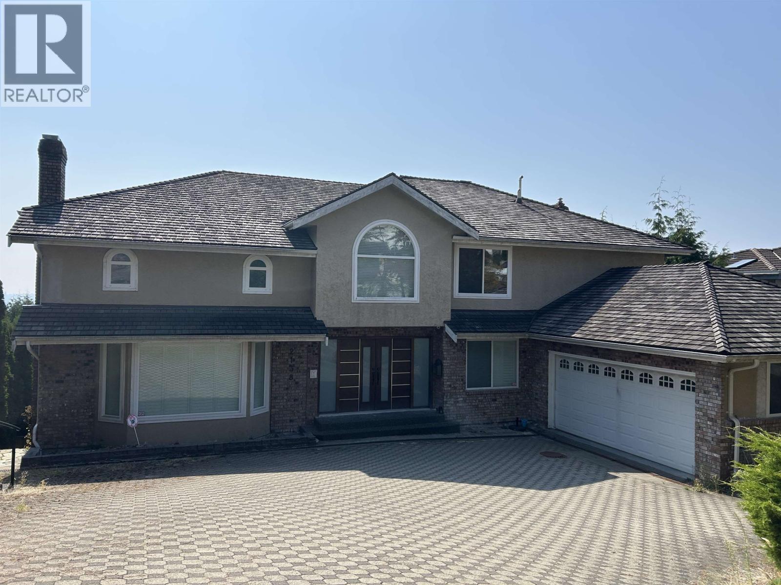 2138 Westhill Pl, West Vancouver, BC V7S 2Z4