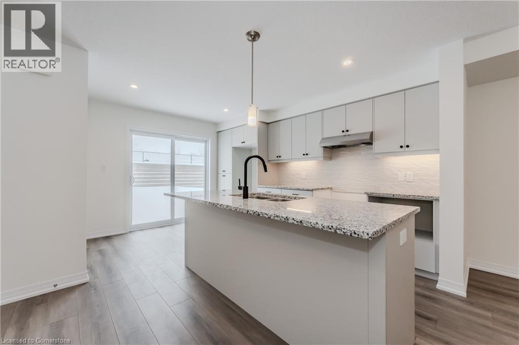 17 Urbane Boulevard Unit I073, Kitchener, ON N2E 0H8