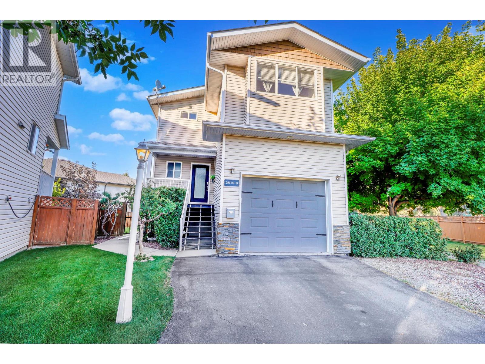2516 Mcleary Crescent North Cres N #b, Cranbrook, BC V1C 6R7
