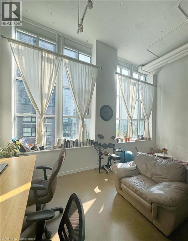 410 King Street W Unit 418, Kitchener, ON N2G 1C3