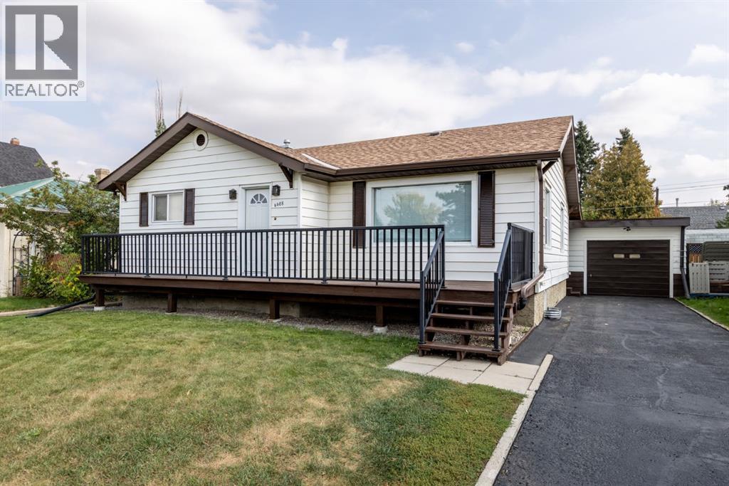 50 Avenue Unit 4408, Innisfail, AB T4G 1M4
