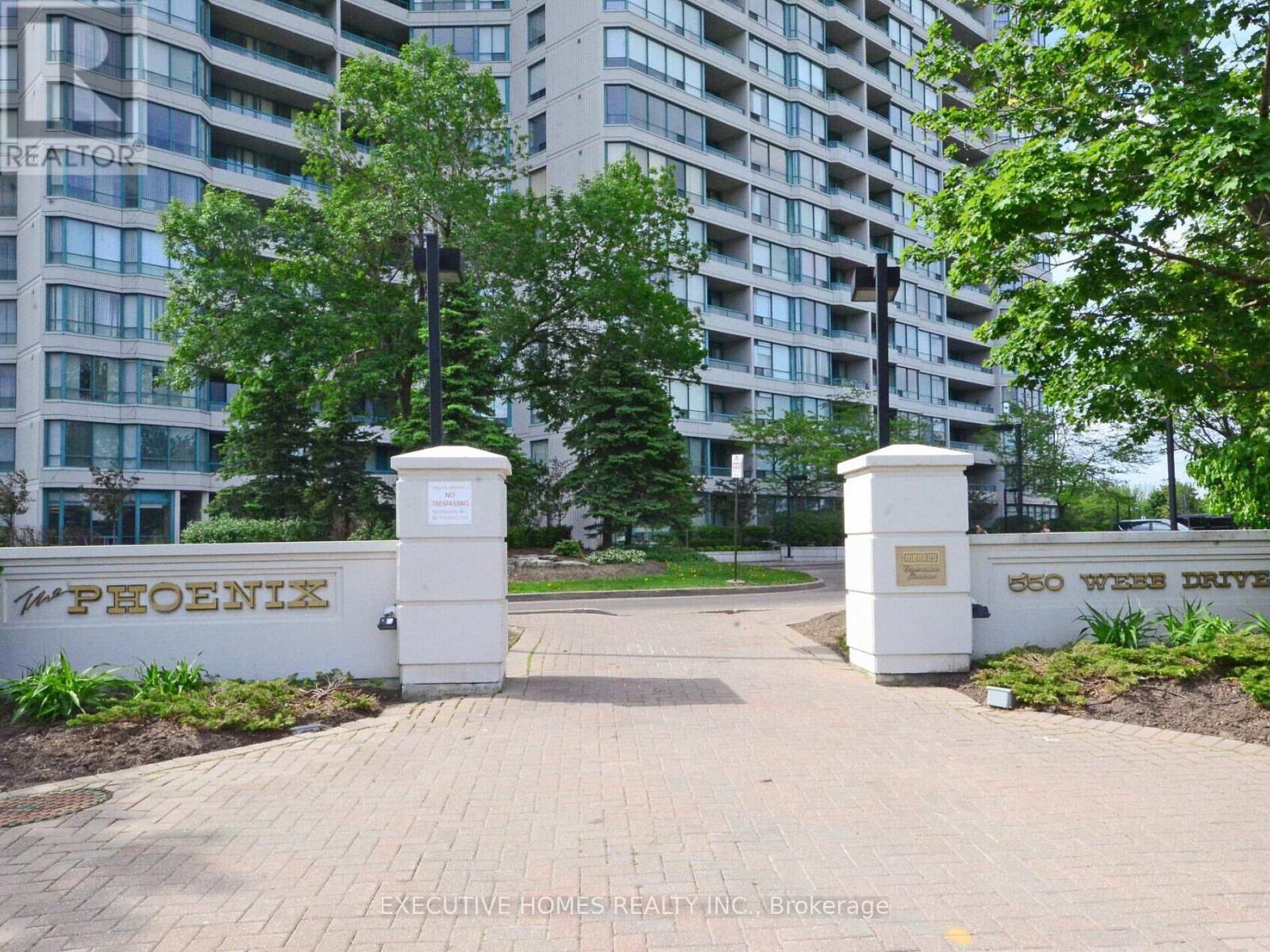 2702 550 Webb Dr, Mississauga, ON L5B 3Y4