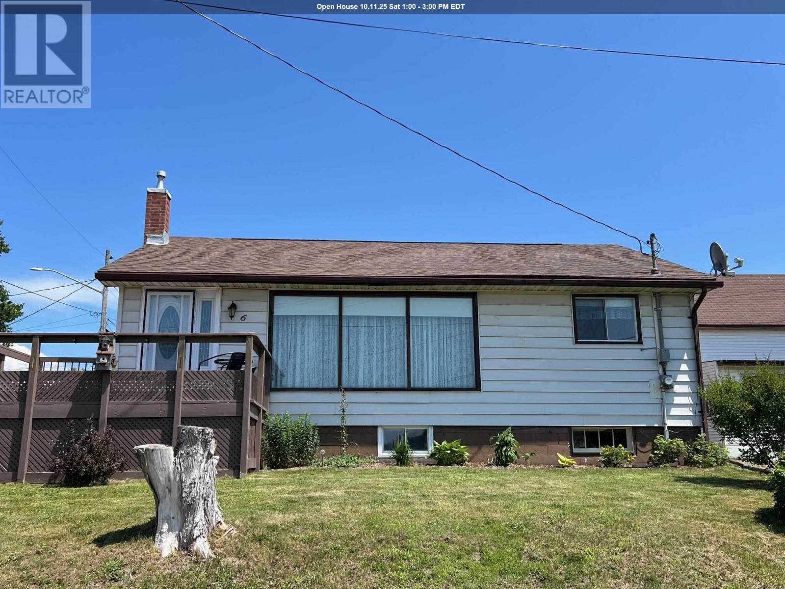6 West St, Blind River, ON P0R 1B0