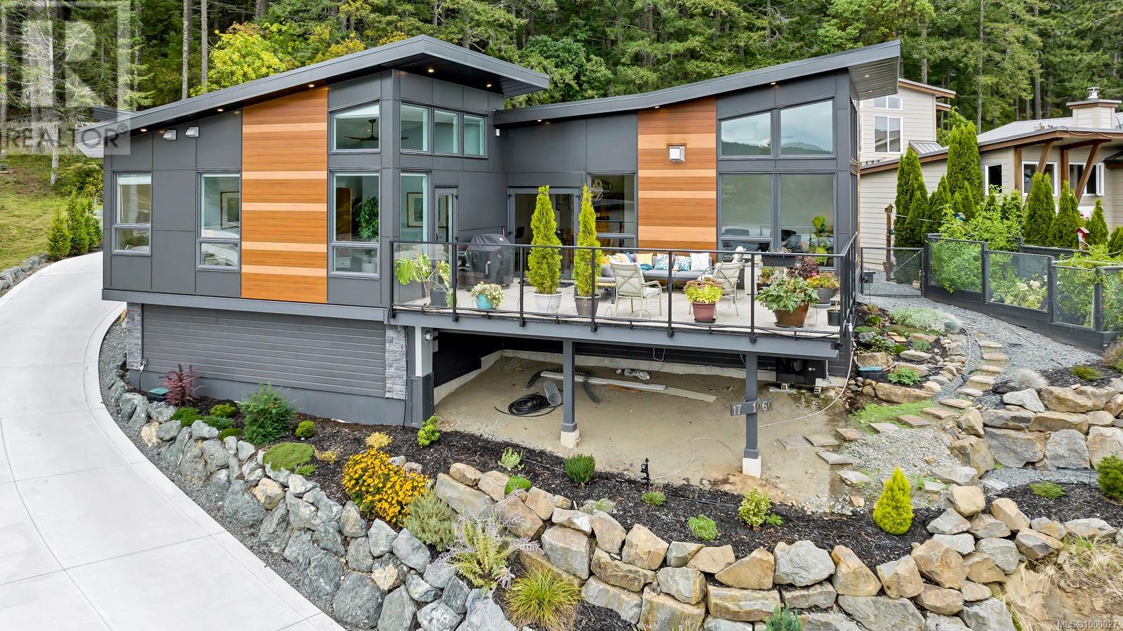 1060 Shore Pine Close Unit 17, Duncan, BC V9L 0C4