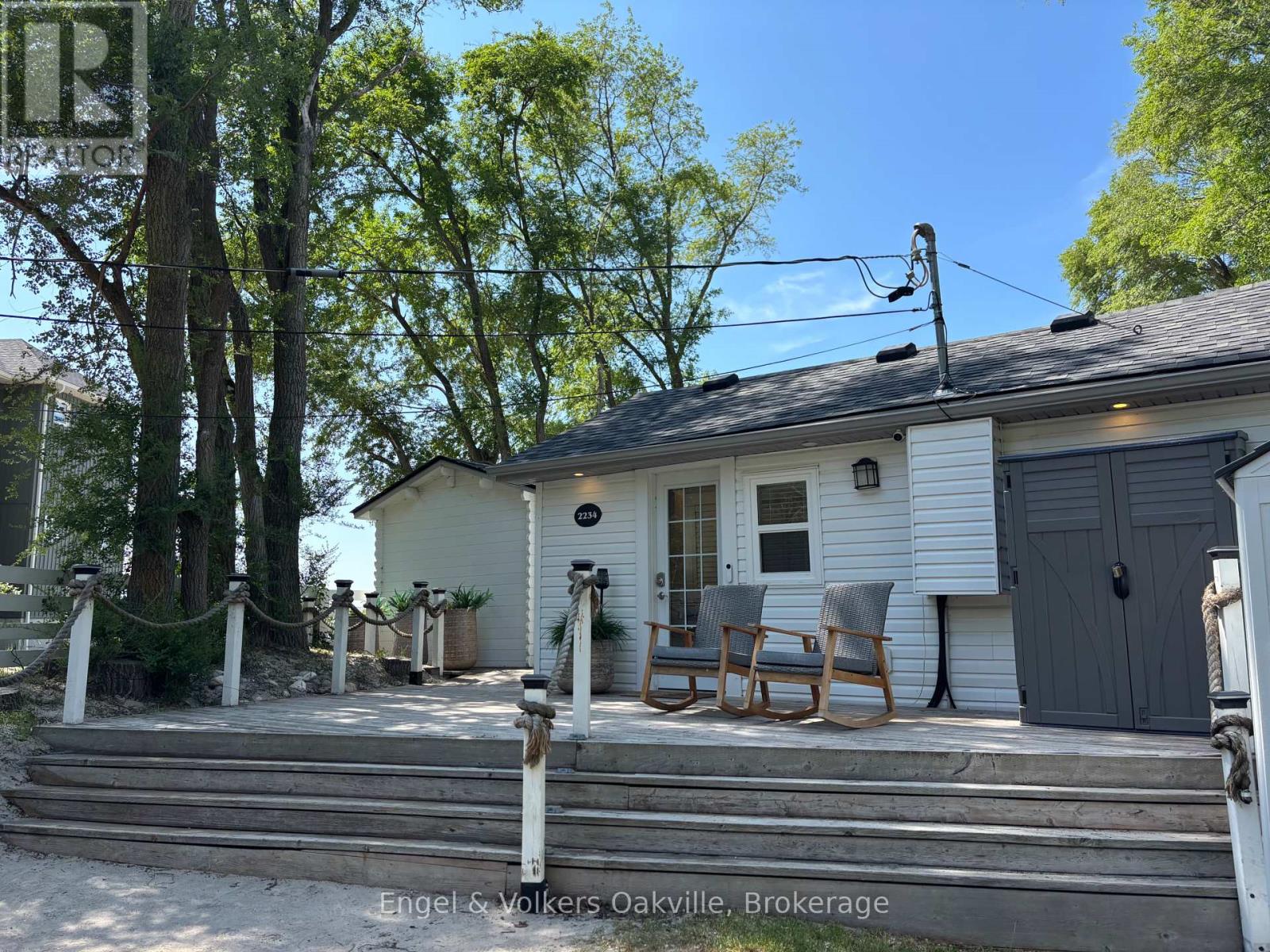2234 Tiny Beaches Rd S, Tiny, ON L0L 1P1