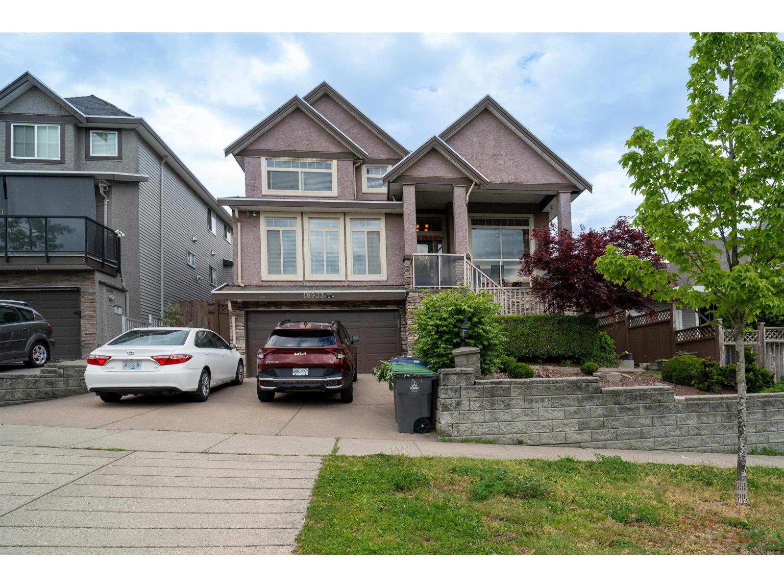 55 Avenue Unit 18933, Surrey, BC V3S 6W7