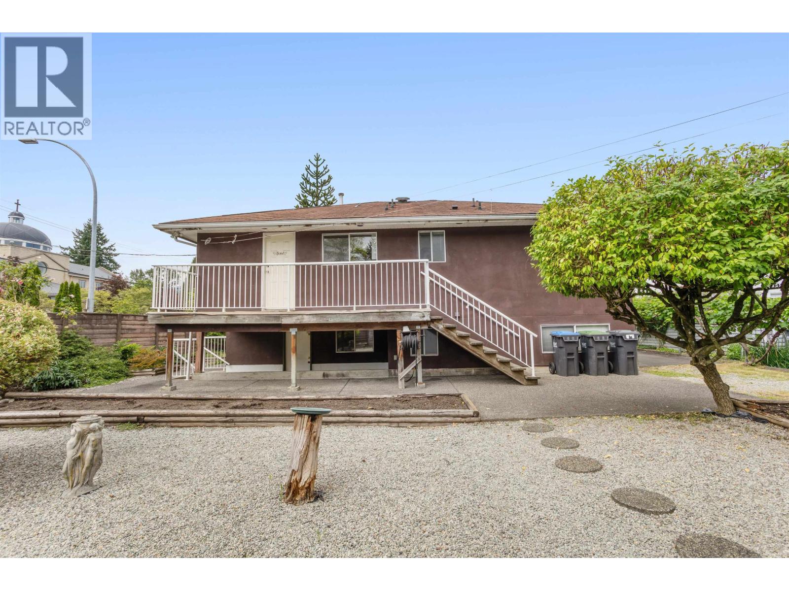 2192 Grant Ave, Port Coquitlam, BC V3B 1R2