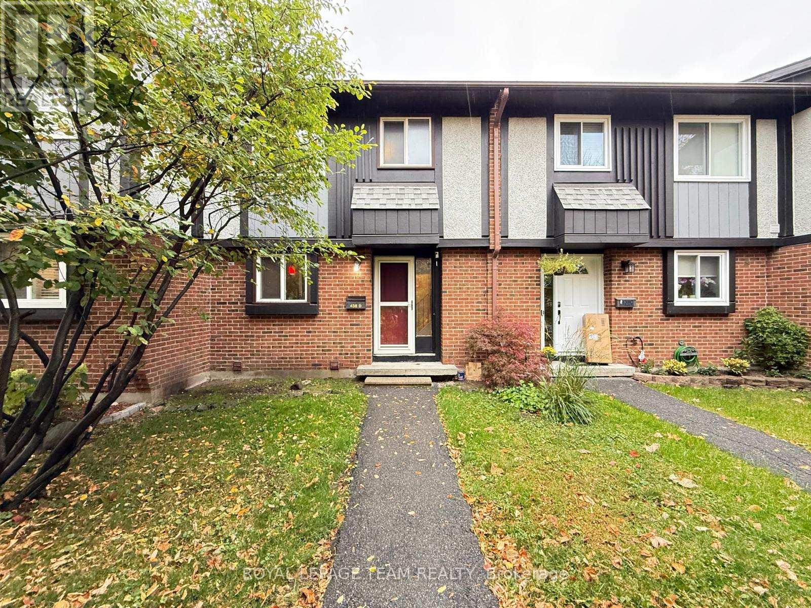438 Moodie Dr #d, Ottawa, ON K2H 8A6